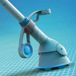 Nettoyeur Hydraulique Kokido KRILL Pour Piscines < Ø 6 M -Spa Relaxation Promos Magasin kok 200 0133 nettoyeur hydraulique kokido krill ambiance