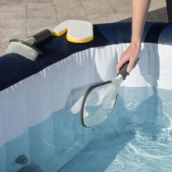 Set De Nettoyage Pour Spa Bestway -Spa Relaxation Promos Magasin set de nettoyage pour spa bestway 2